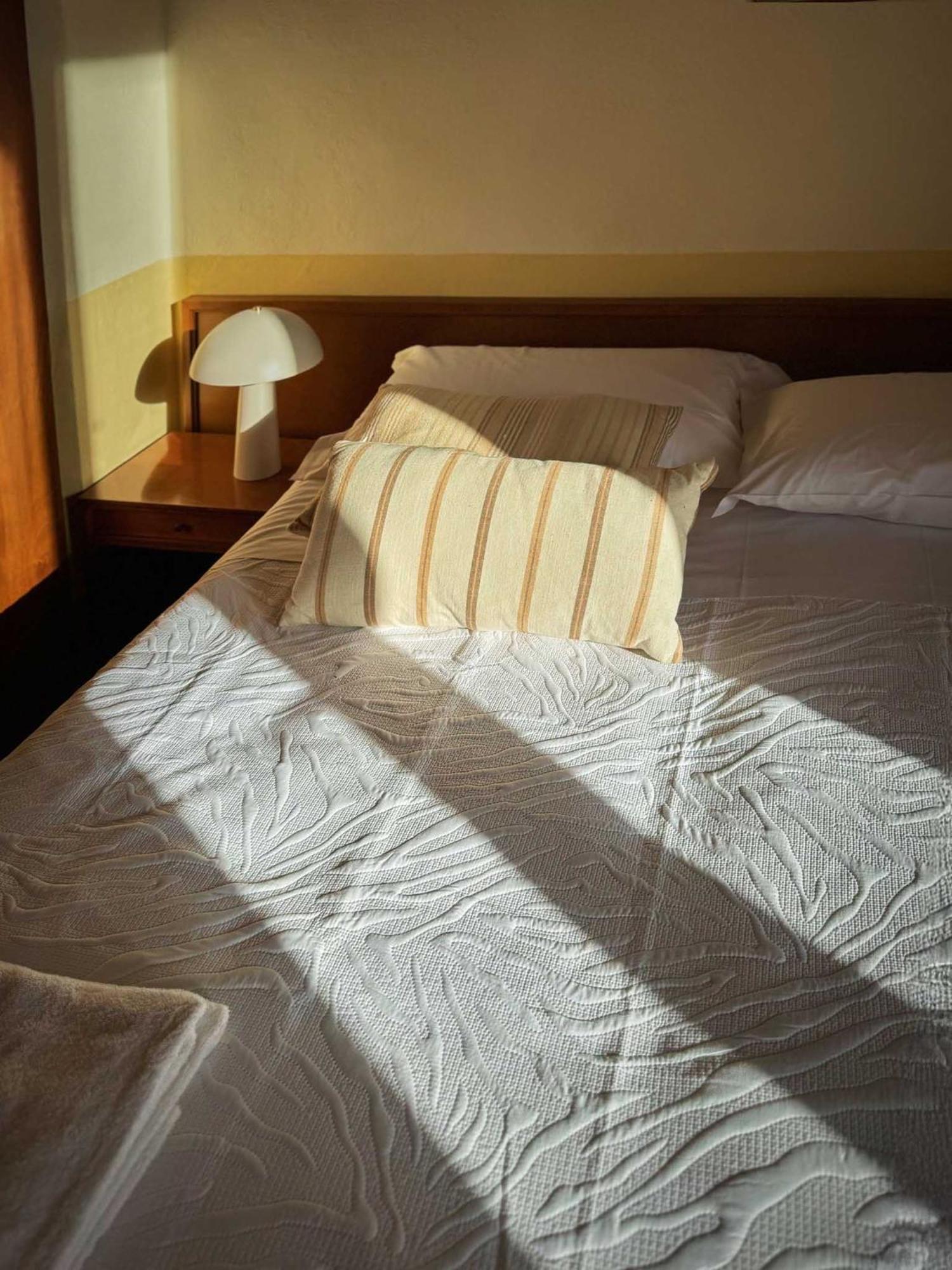 Agriturismo La Cerbana パラーイア エクステリア 写真